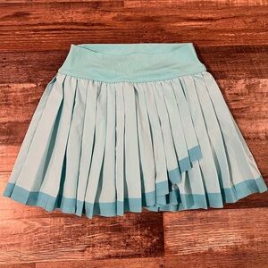 OFFLINE by Aerie Tiebreaker Pleated Skort
